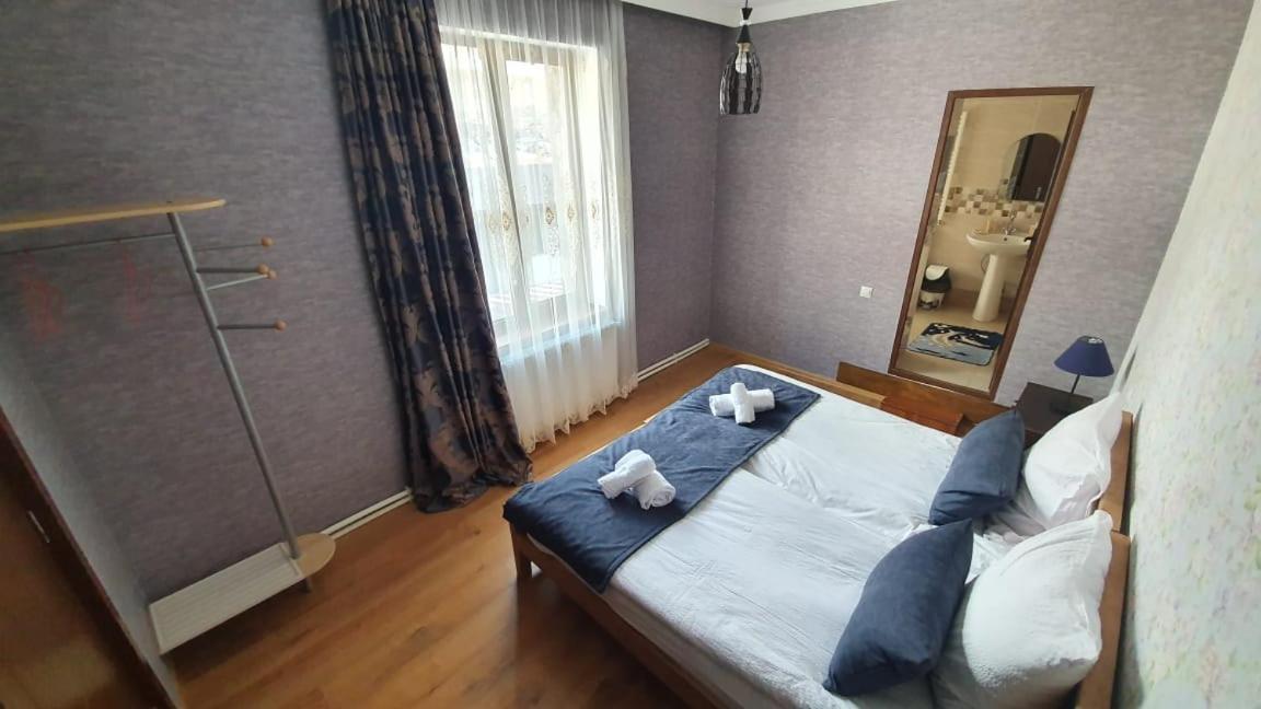 Guest House Sandro Stepantsminda Quarto foto