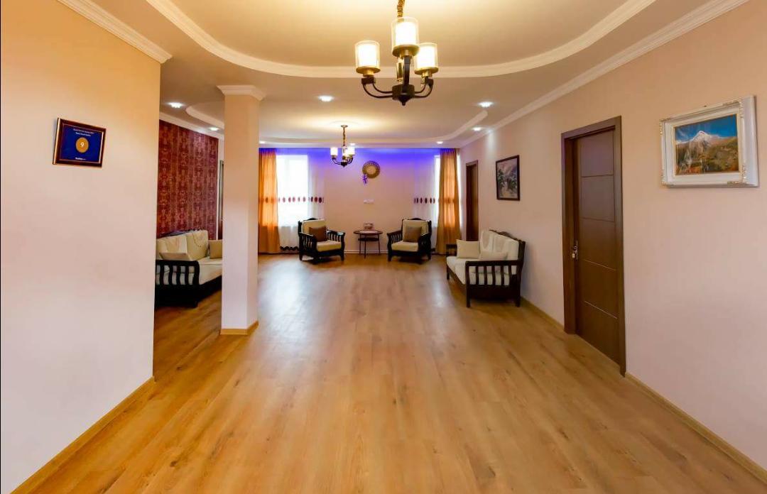 Guest House Sandro Stepantsminda Exterior foto
