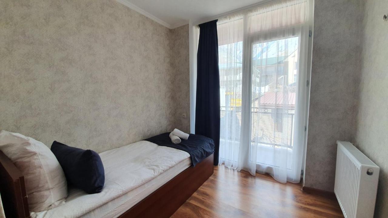 Guest House Sandro Stepantsminda Exterior foto