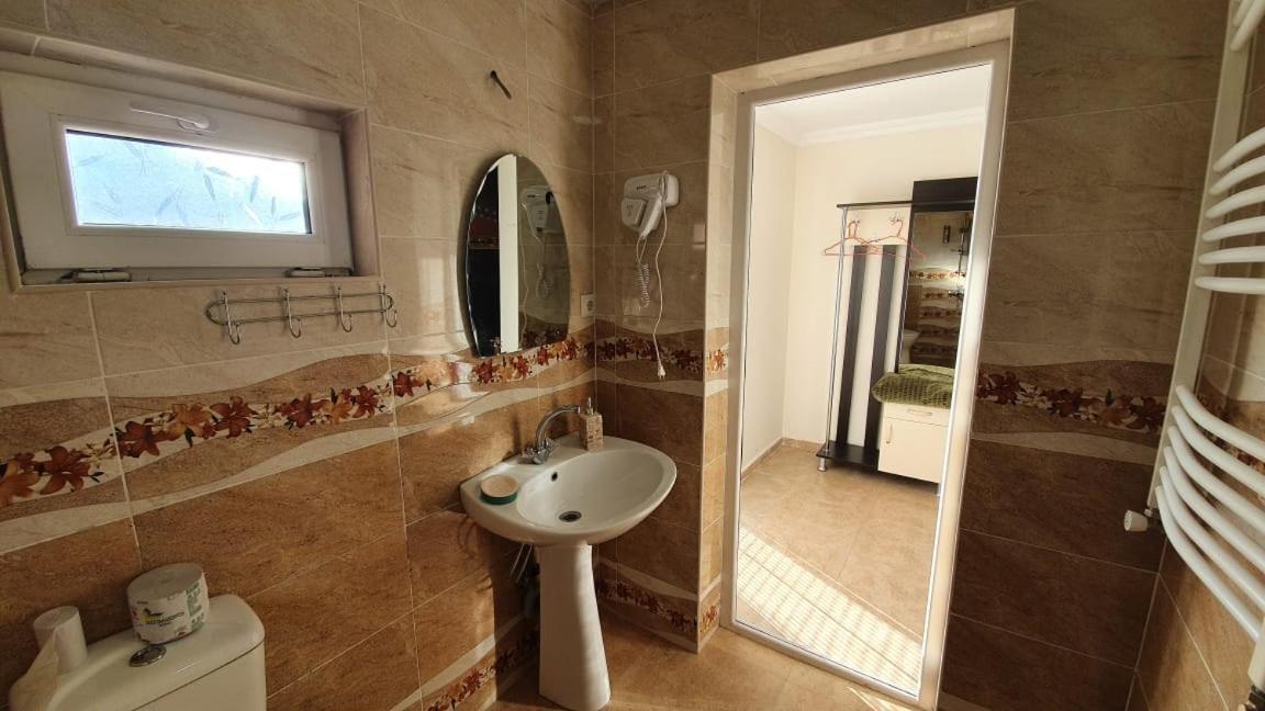 Guest House Sandro Stepantsminda Exterior foto